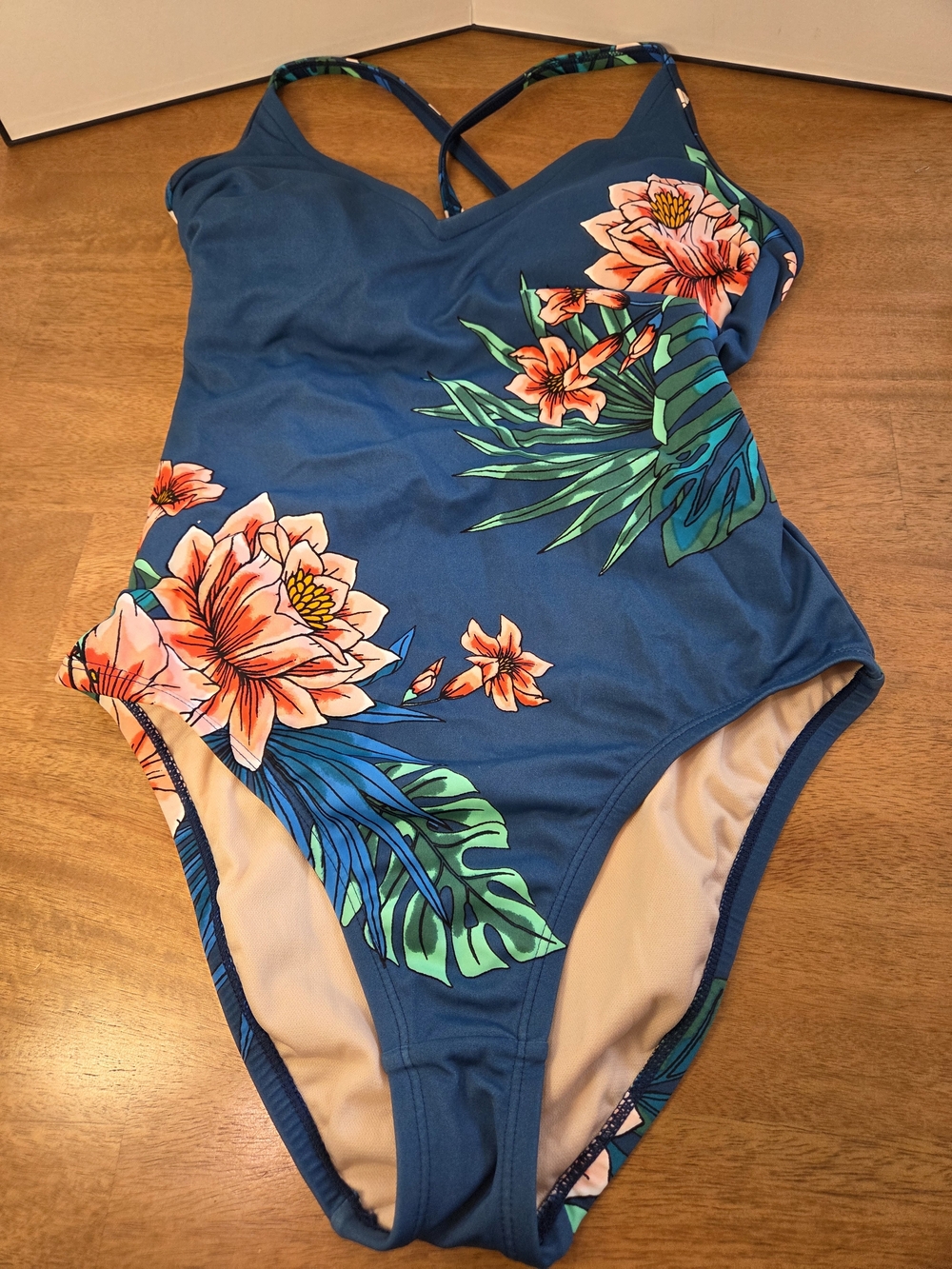 Kona Sol Women’s One Piece Swimsuit Size Kona Sol Blue Floral One-Piece Swimsuit